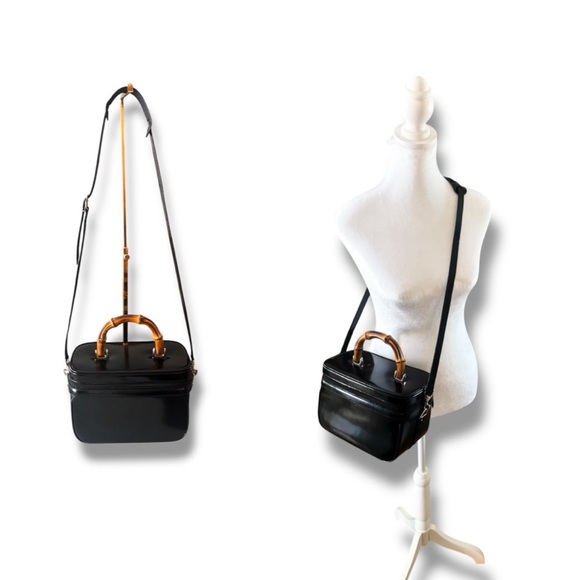 🖤💄SOLD💄🖤 VTG 90s GUCCI Black Patent Leather Vanity Case Bag w/ Bamboo Handle - Picture 11 of 15